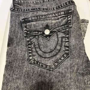 MENS TRUE RELIGION JEANS